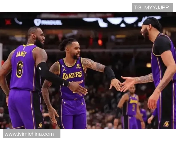 湖人队与猛龙队三记三分球精彩对决回顾与分析 湖人队与猛龙队三记三分球精彩对决回顾与分析